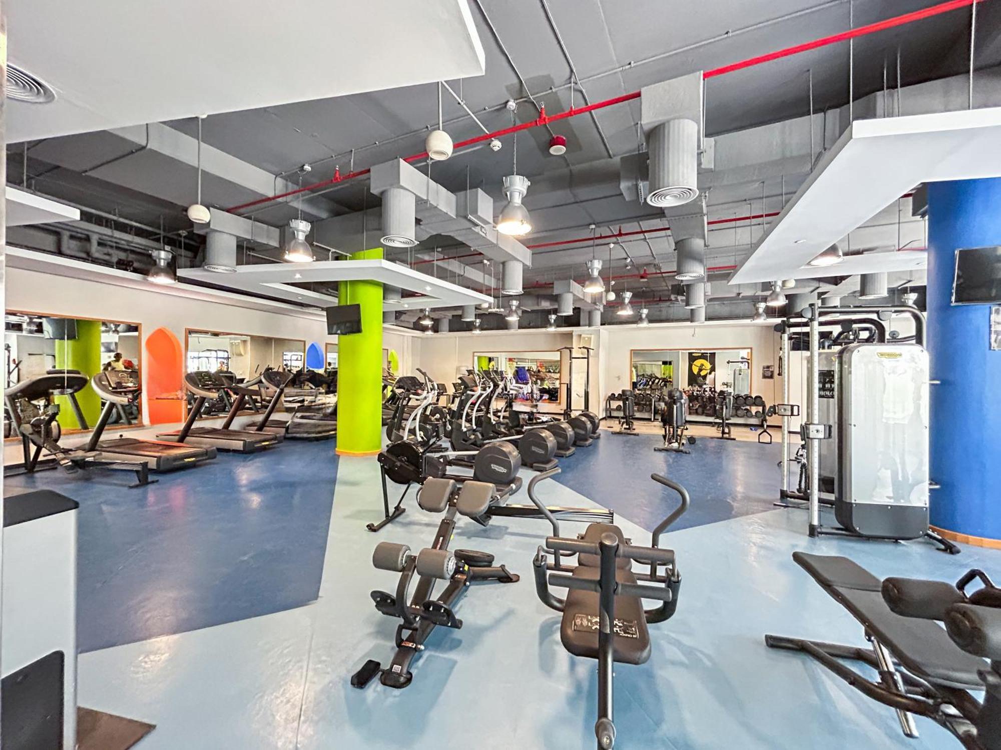 Stylish 4br Steps Away From Jbr Dubai