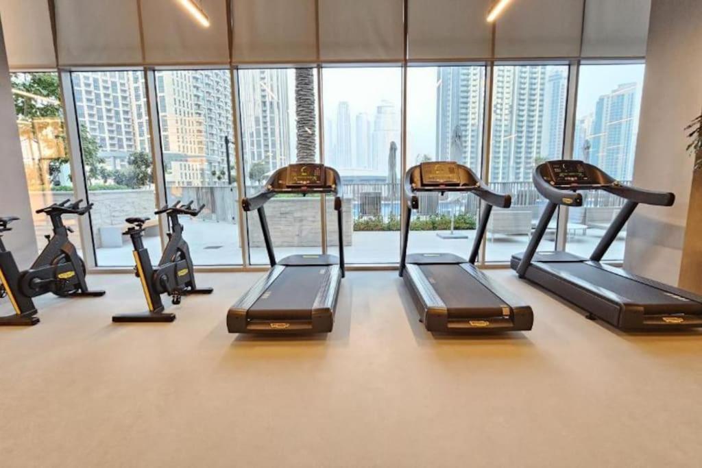 Luxury 4br Apt-iconic Burj Khalifa &fountain Views Apartment Dubai