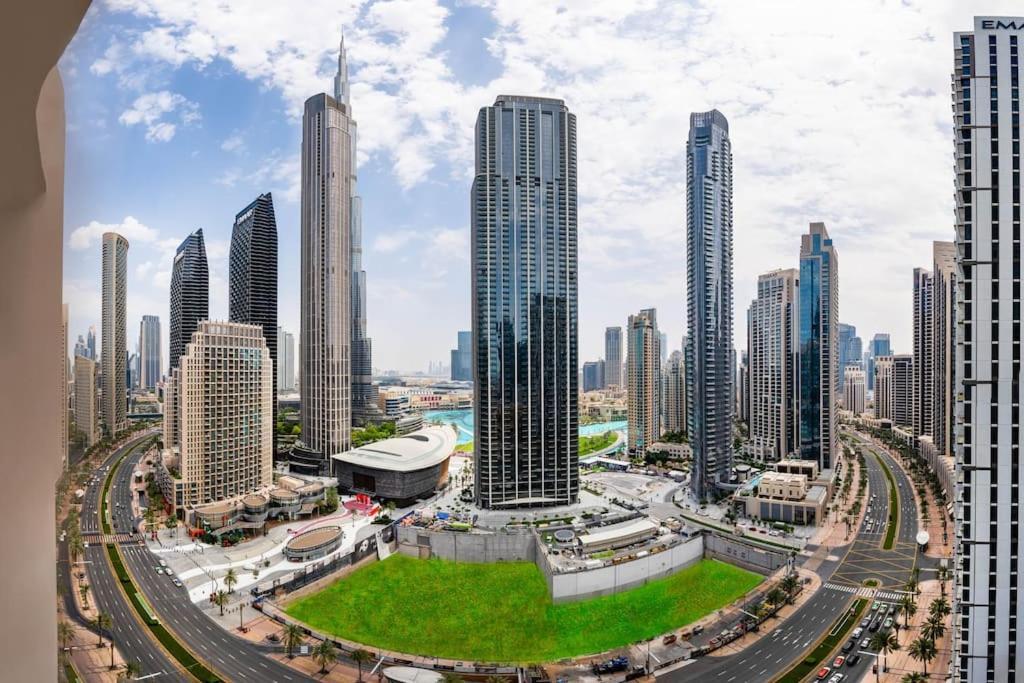 Apartment Luxury 4br Apt-iconic Burj Khalifa &fountain Views Dubai