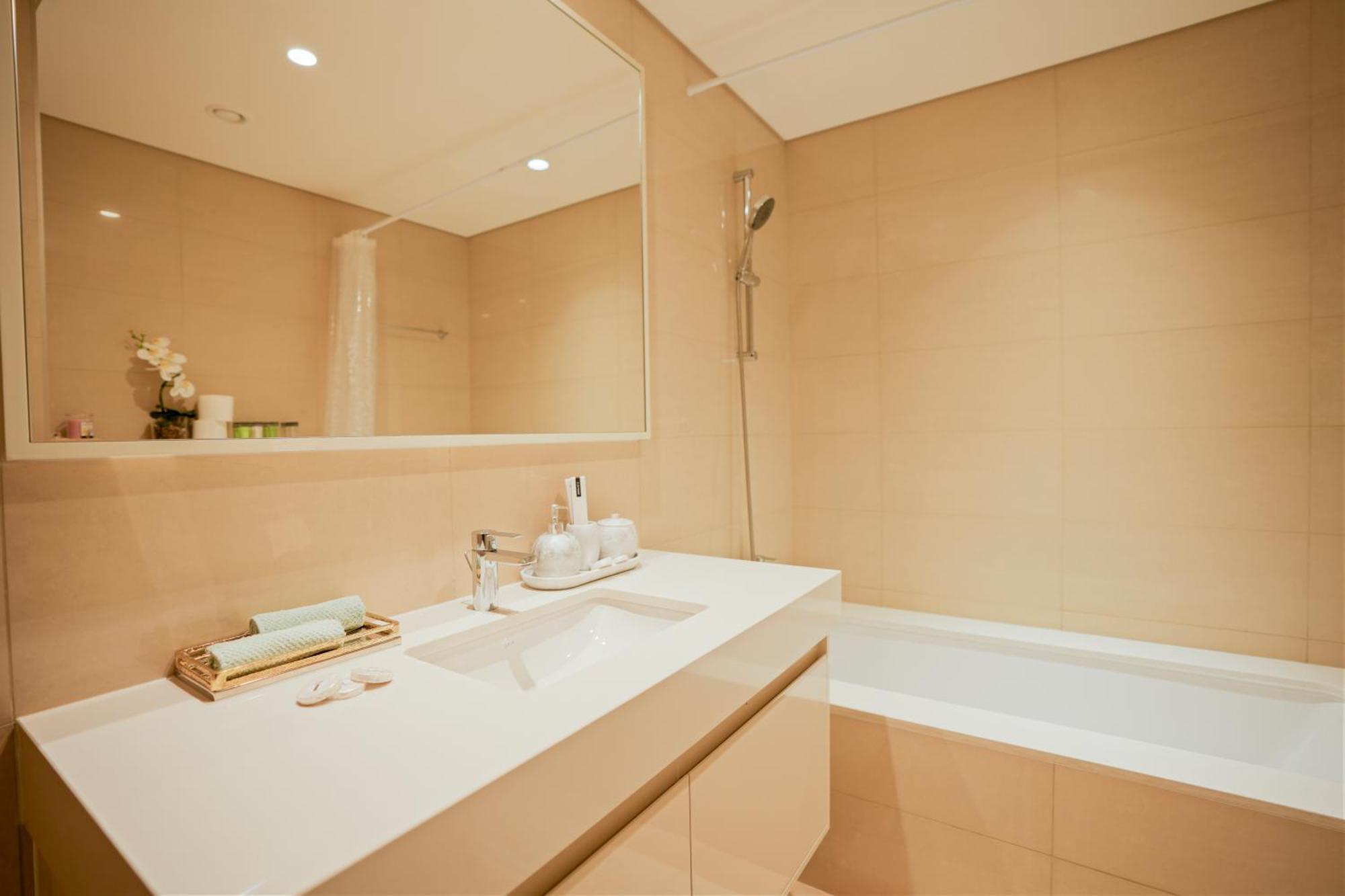 Apartment Ch Grand At Burj Royale - 2br With Stunning Burj Khalifa & Fountain Views
