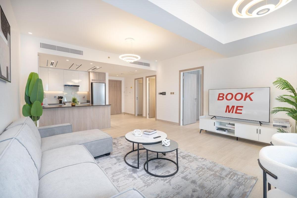 Apartment Spacious 2 Bedroom In Jumeirah Towers Modern Comfort In A Prime Location *
