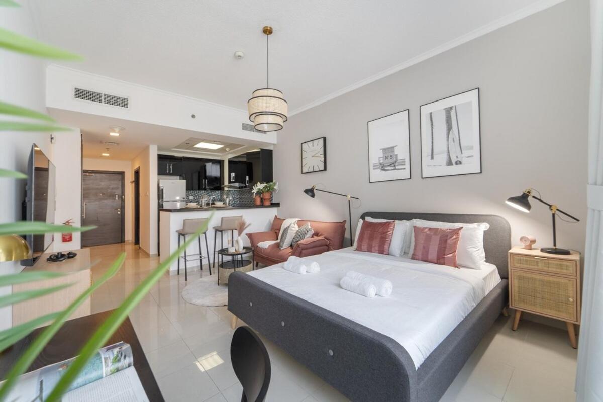 Apartment Stylish Studio With Breathtaking City Views In Marina Dubai