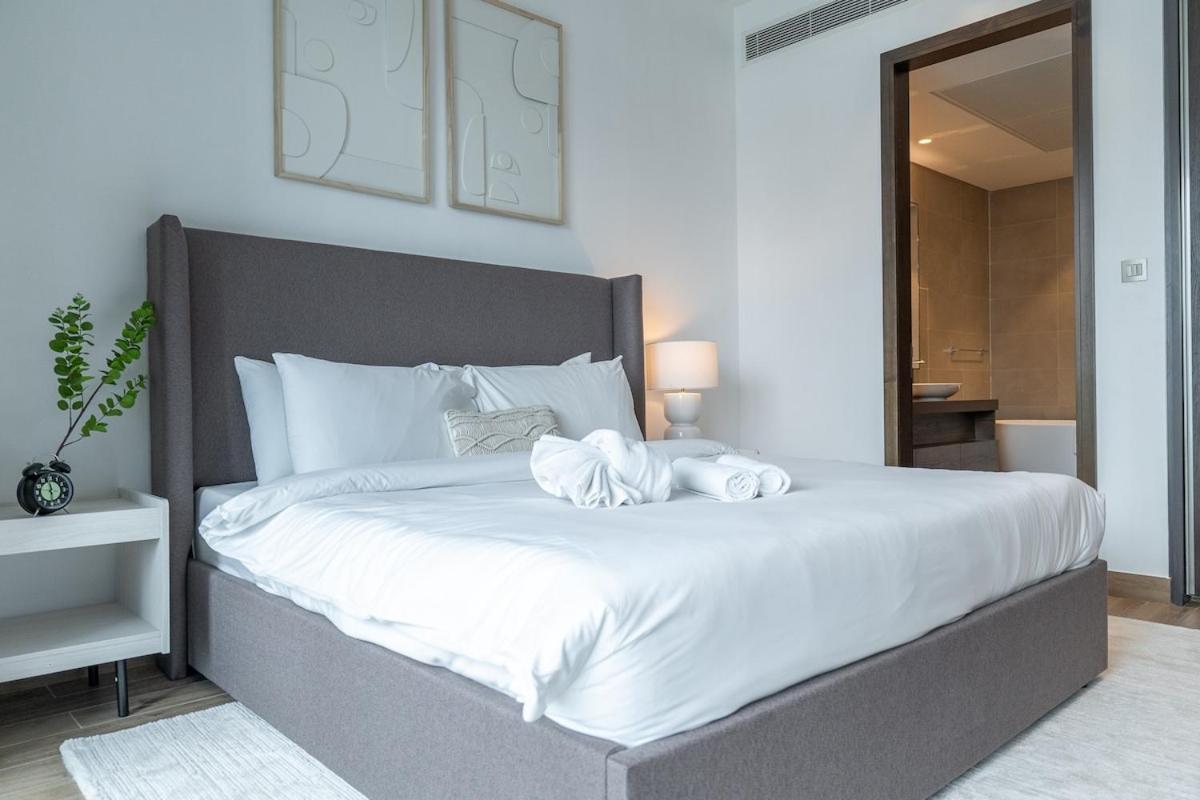 Apartment Stylish 2br Escape For 6 In The Heart Of Marina Dubai