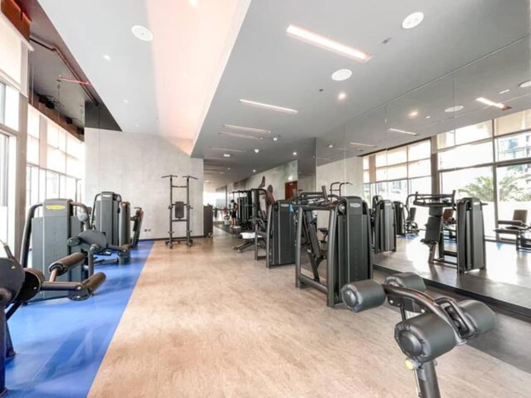 Stylish 2br Escape For 6 In The Heart Of Marina