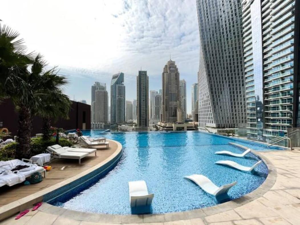 Apartment Stylish 2br Escape For 6 In The Heart Of Marina *