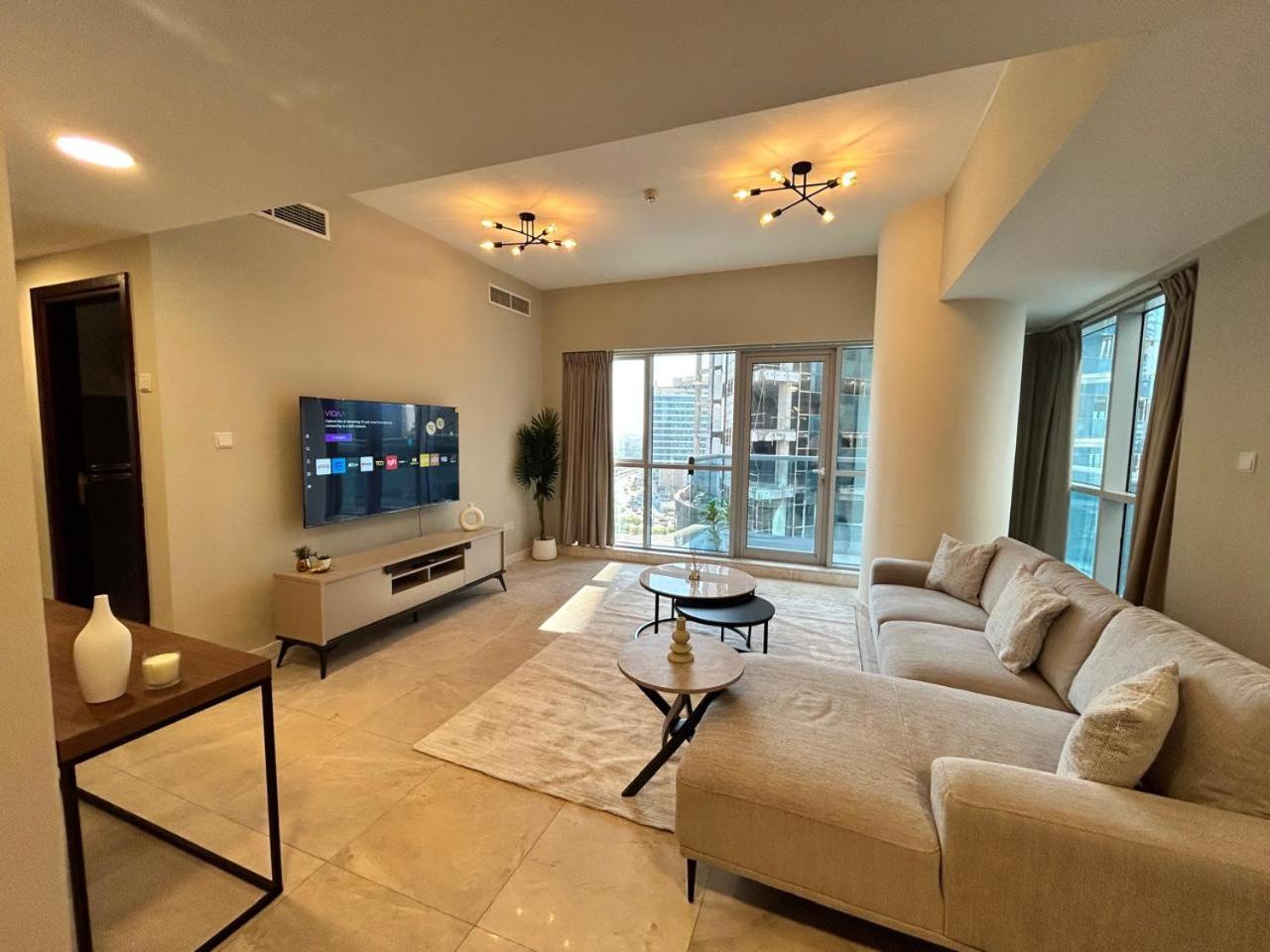 1br In Business Bay Close To Canal And Mall! Apartment *