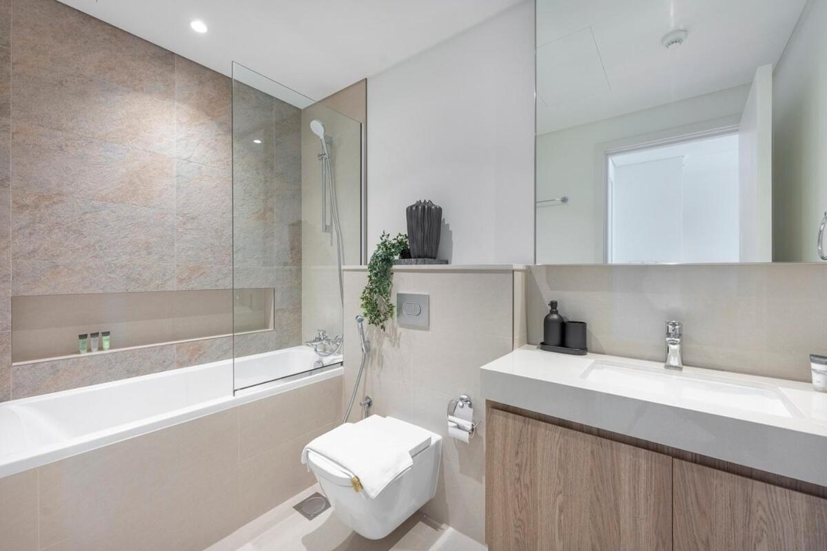 Stylish 1br In Downtown Views, Near To Burj Khalifa & Mall Apartment Dubai