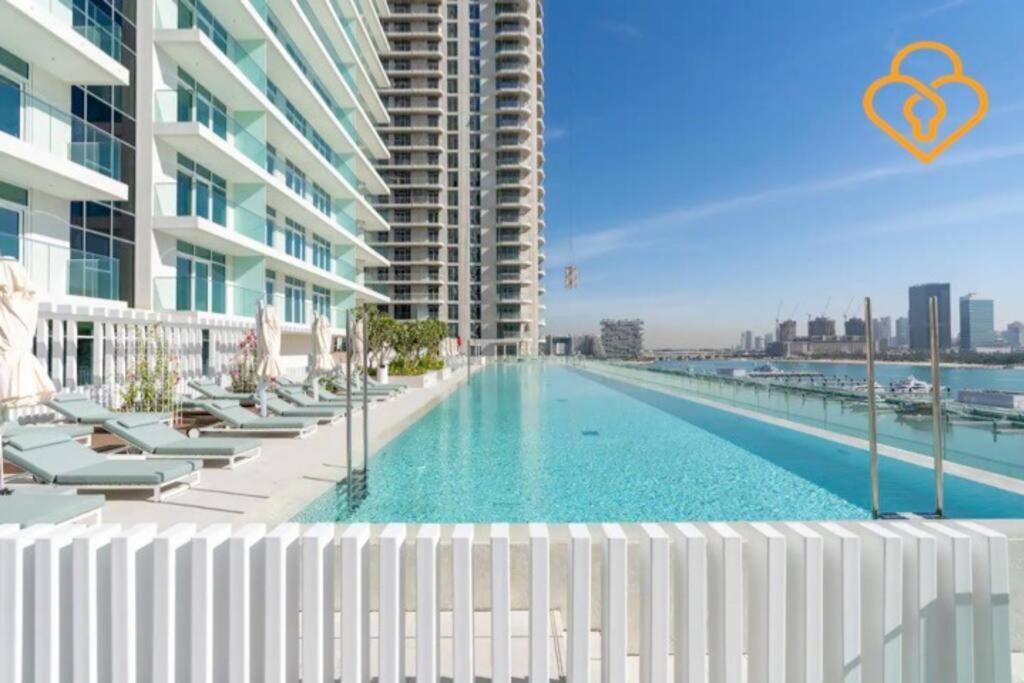 Keysplease Full Seaview 2 Bedroom Private Beach, Emaar Beachfront Dubai