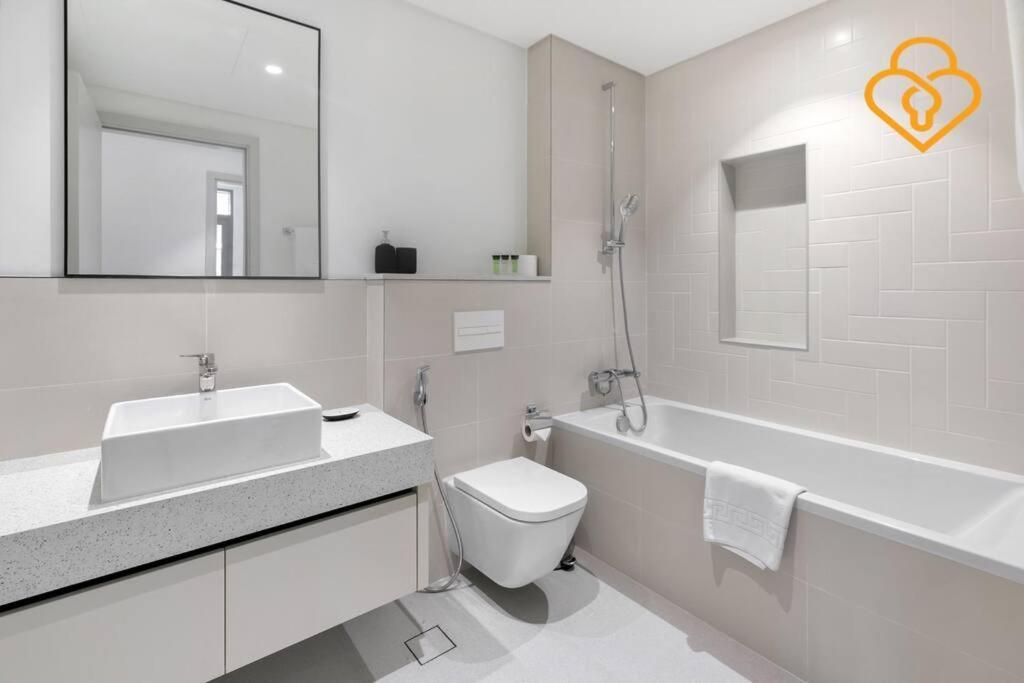 Keysplease Full Seaview 2 Bedroom Private Beach, Emaar Beachfront Apartment Dubai