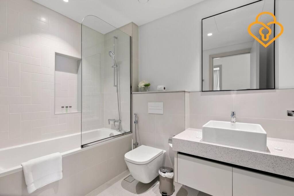 Keysplease Full Seaview 2 Bedroom Private Beach, Emaar Beachfront *