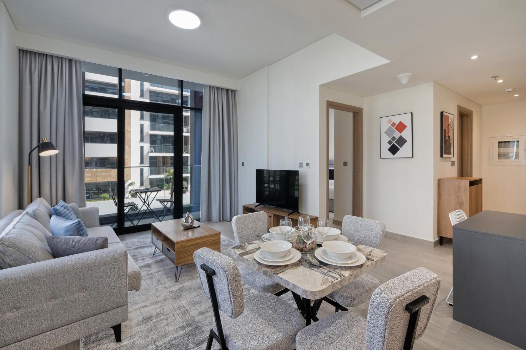 Apartment Contemporary 1br In Azizi Riviera 27, Meydan City- Allsopp & Allsopp