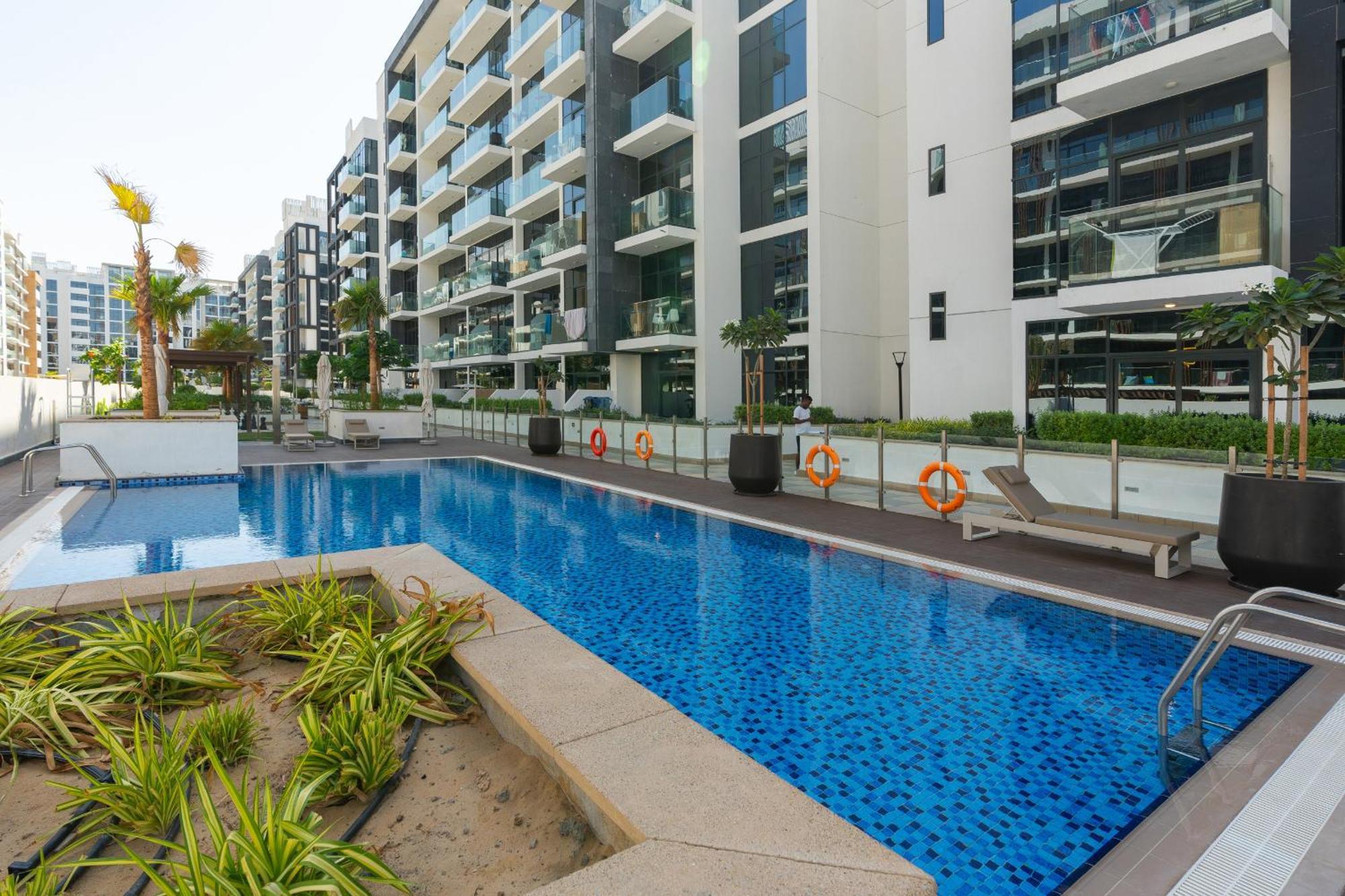 Apartment Contemporary 1br In Azizi Riviera 27, Meydan City- Allsopp & Allsopp