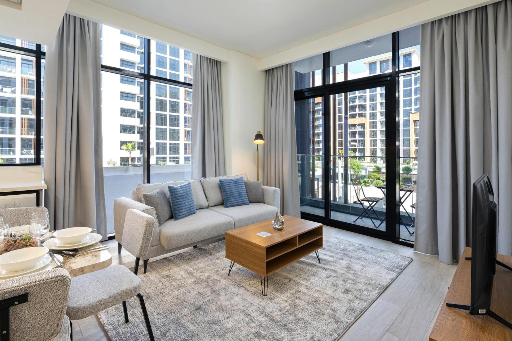 Contemporary 1br In Azizi Riviera 27, Meydan City- Allsopp & Allsopp *