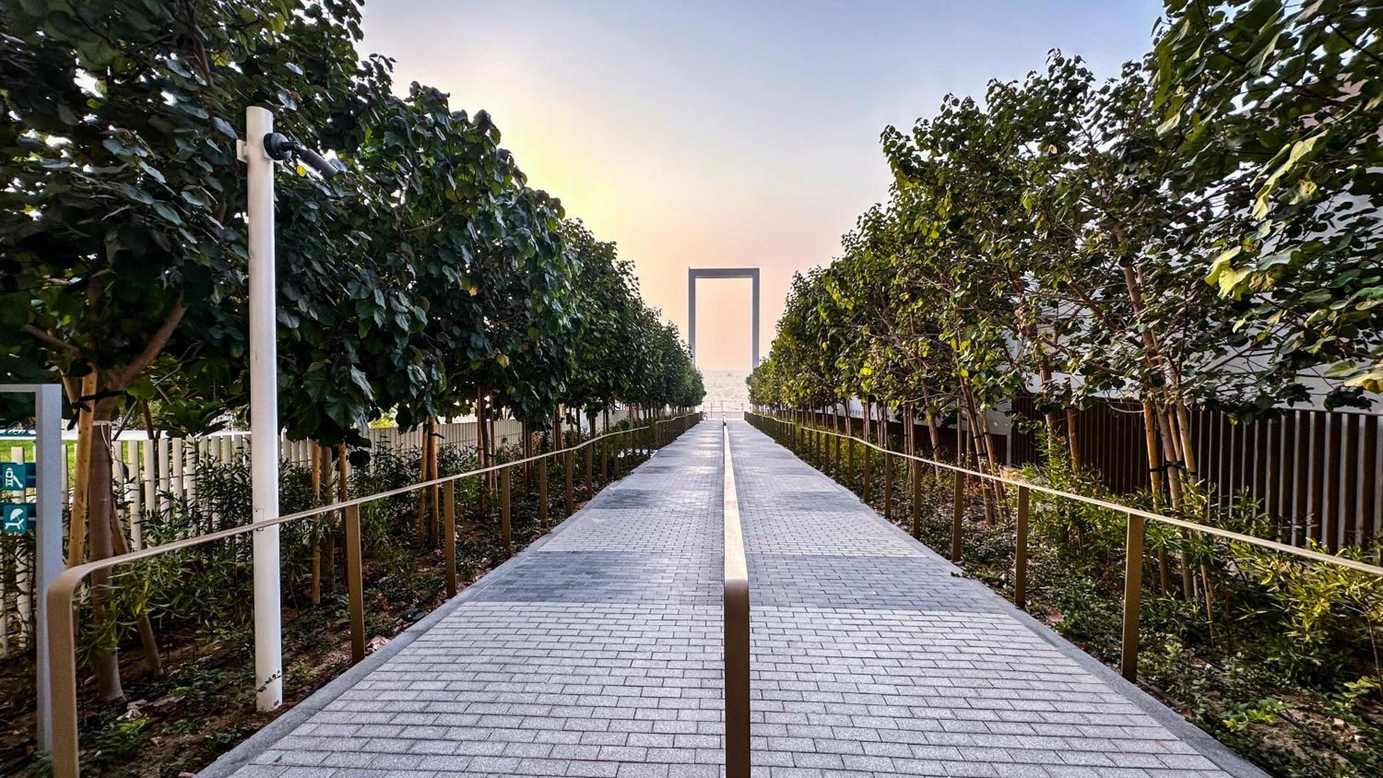 Apartment Private 1br Biophilic Retreat With Access & Infinity Pool Dubai