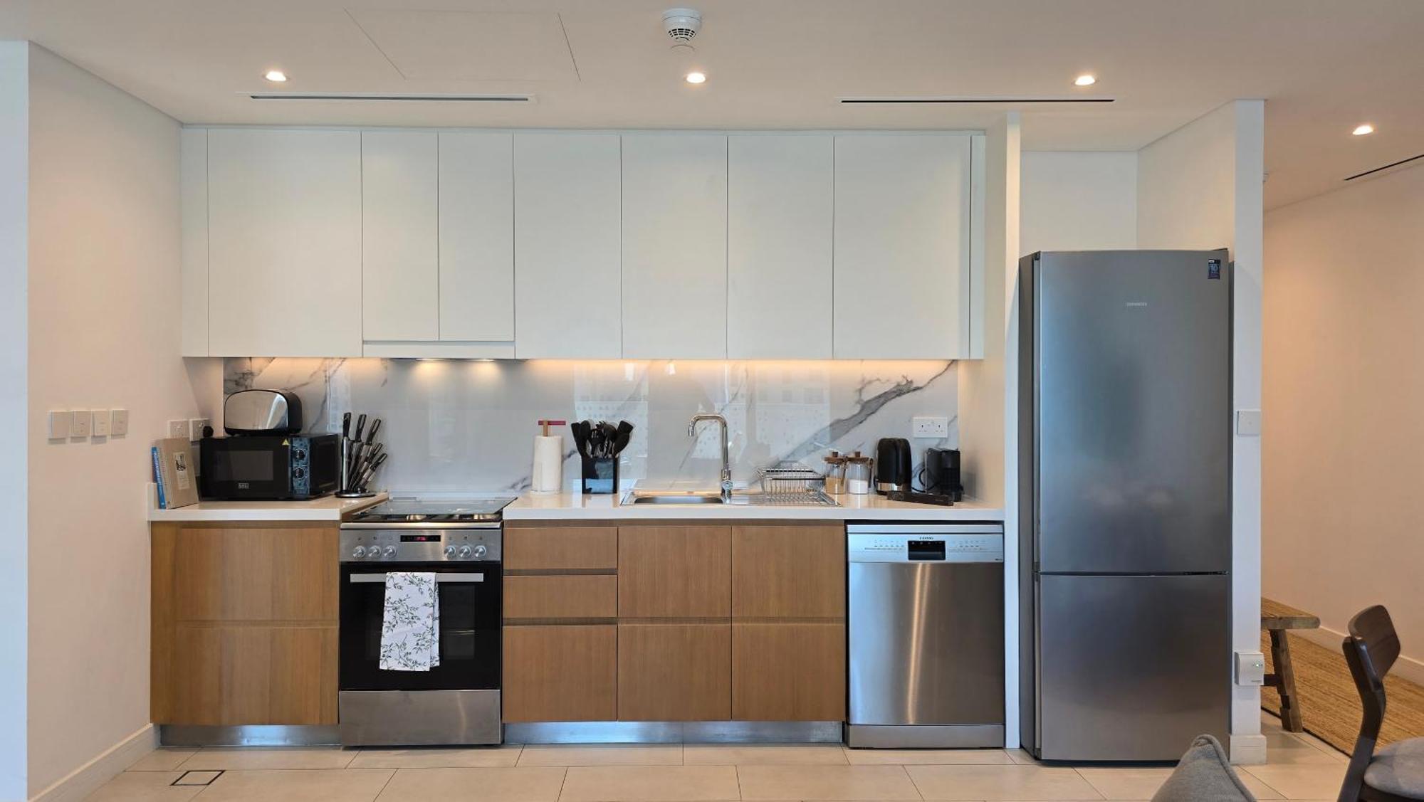 Apartment Private 1br Biophilic Retreat With Access & Infinity Pool