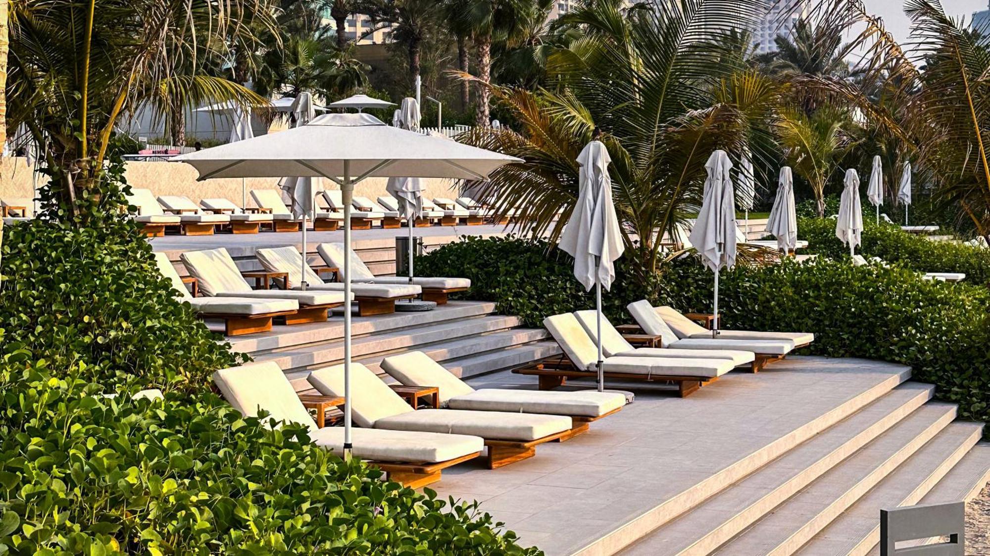 Private 1br Biophilic Retreat With Access & Infinity Pool * Dubai