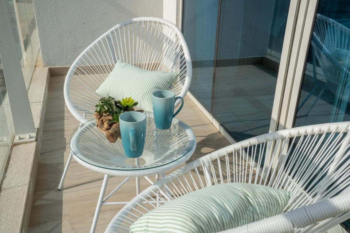 Charming Minimalist Perfect For 4 In Marina Dubai