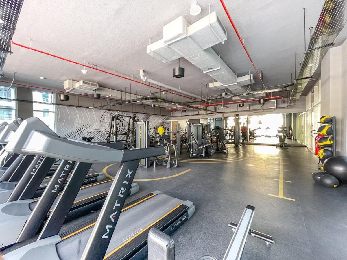 Charming Minimalist Perfect For 4 In Marina Dubai