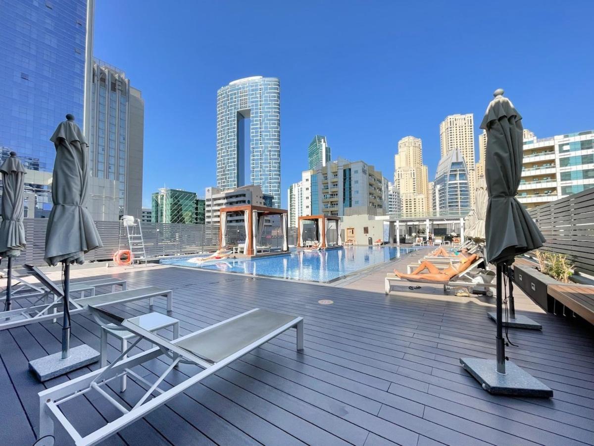 Charming Minimalist Perfect For 4 In Marina