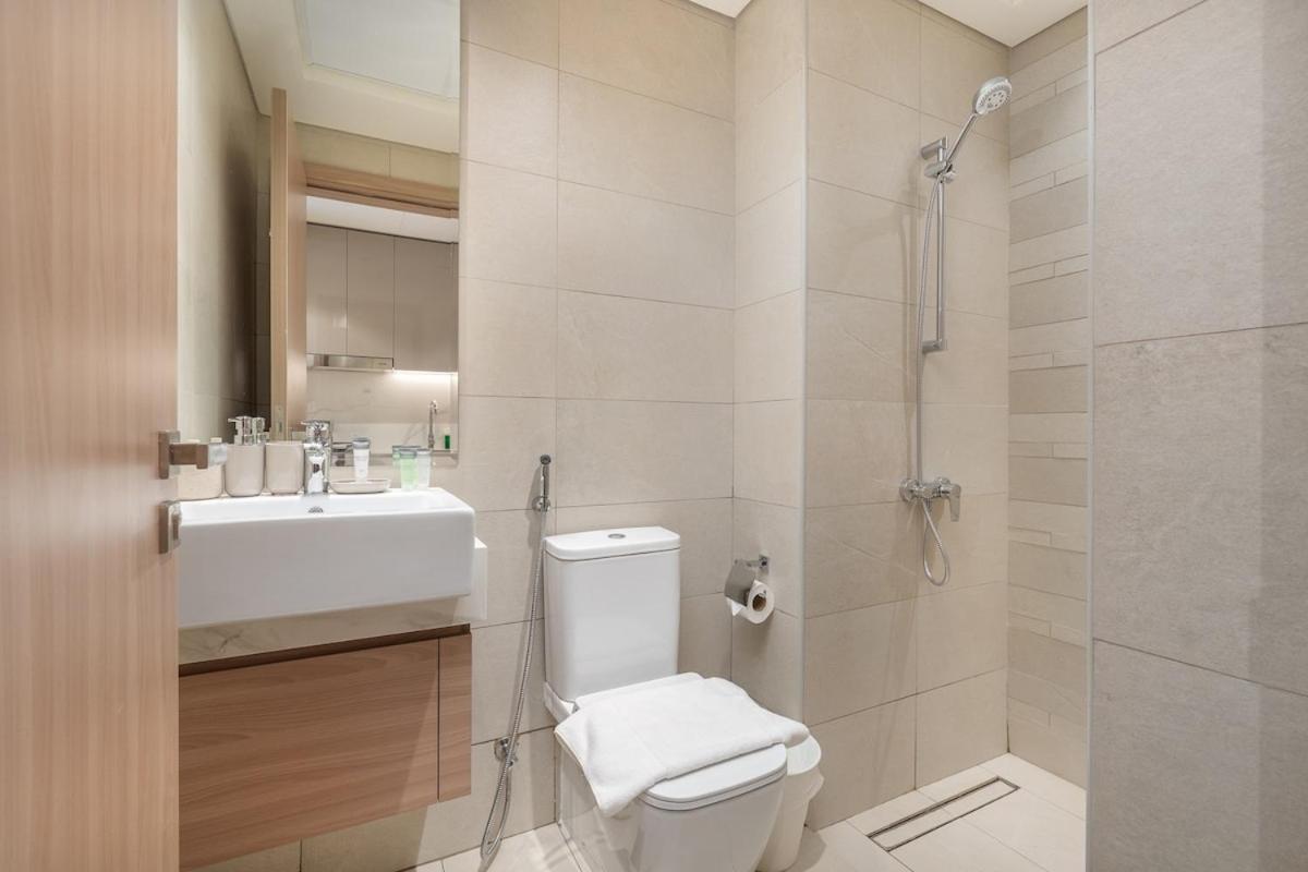 Immaculate Great For 2 In Meydan * Dubai