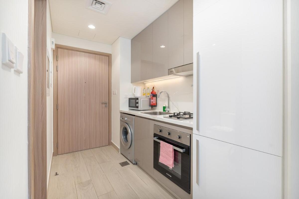 Immaculate Great For 2 In Meydan * Dubai
