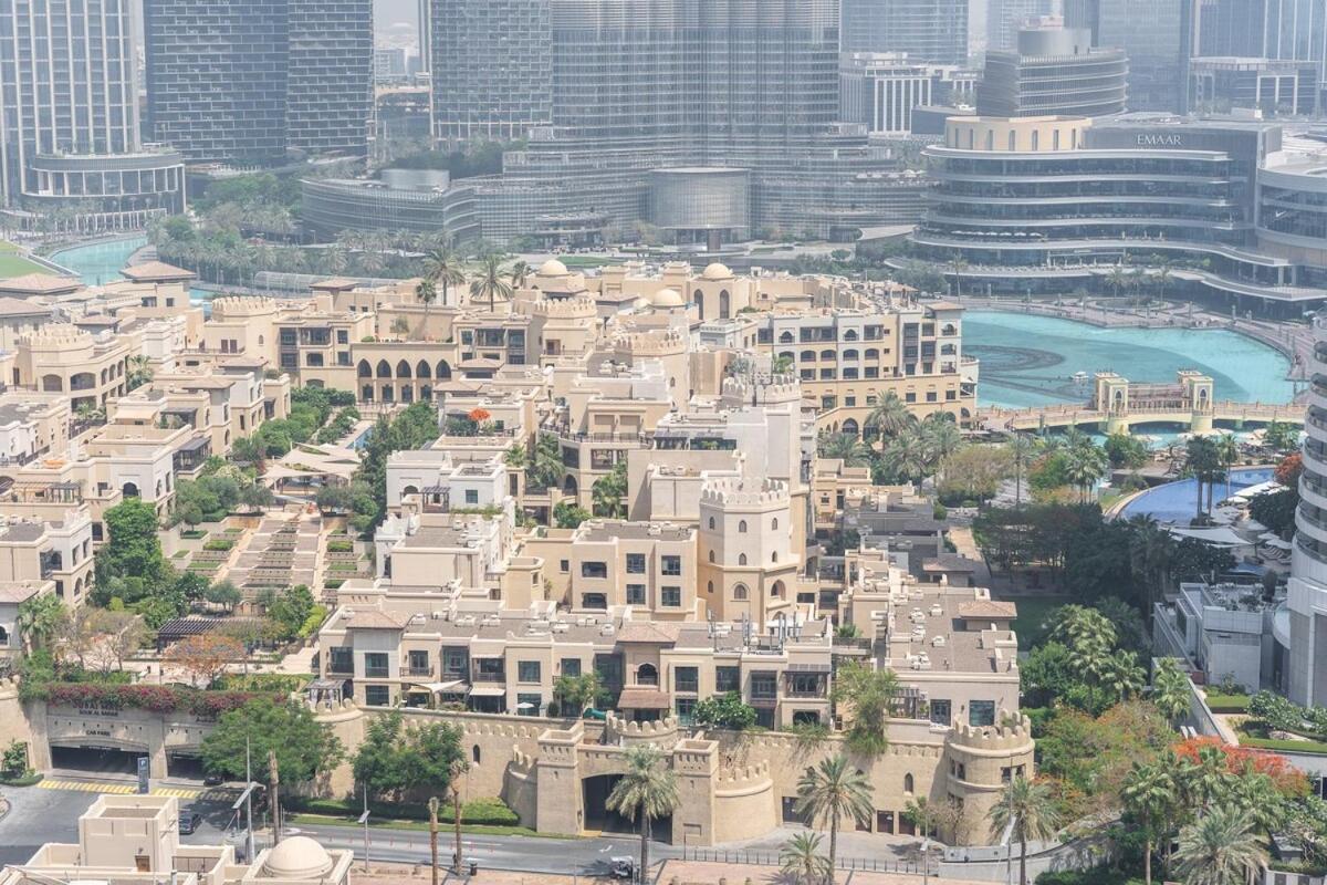 Apartment Posh 2-bedroom Flat In The Heart Of Downtown, Dubai! *