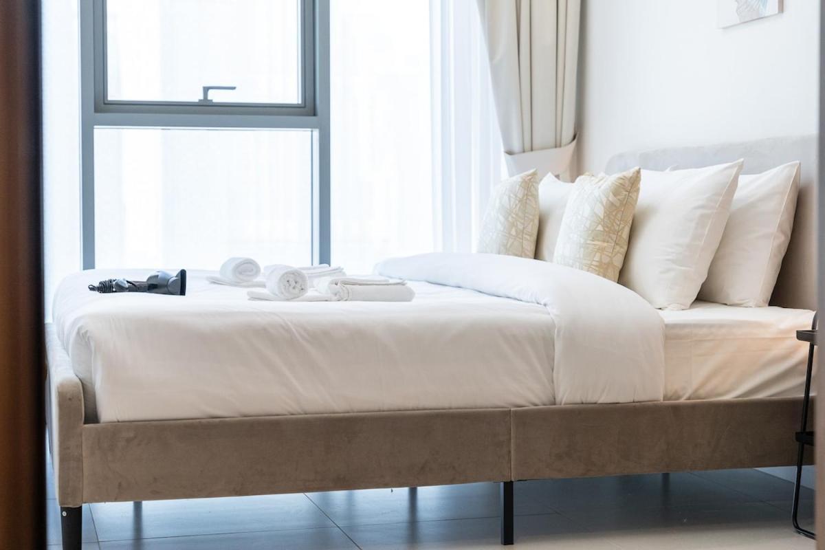 Apartment Posh 2-bedroom Flat In The Heart Of Downtown, Dubai!