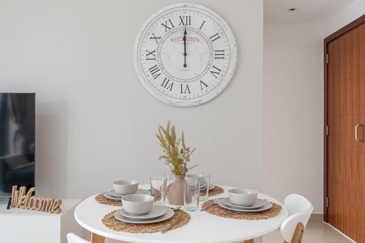 Cozy 1br Perfect For 4 In Downtown * Dubai