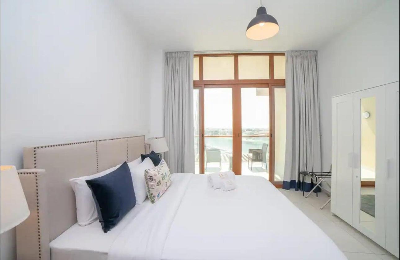 Aws Homes - Stylish Gem In The Palm *