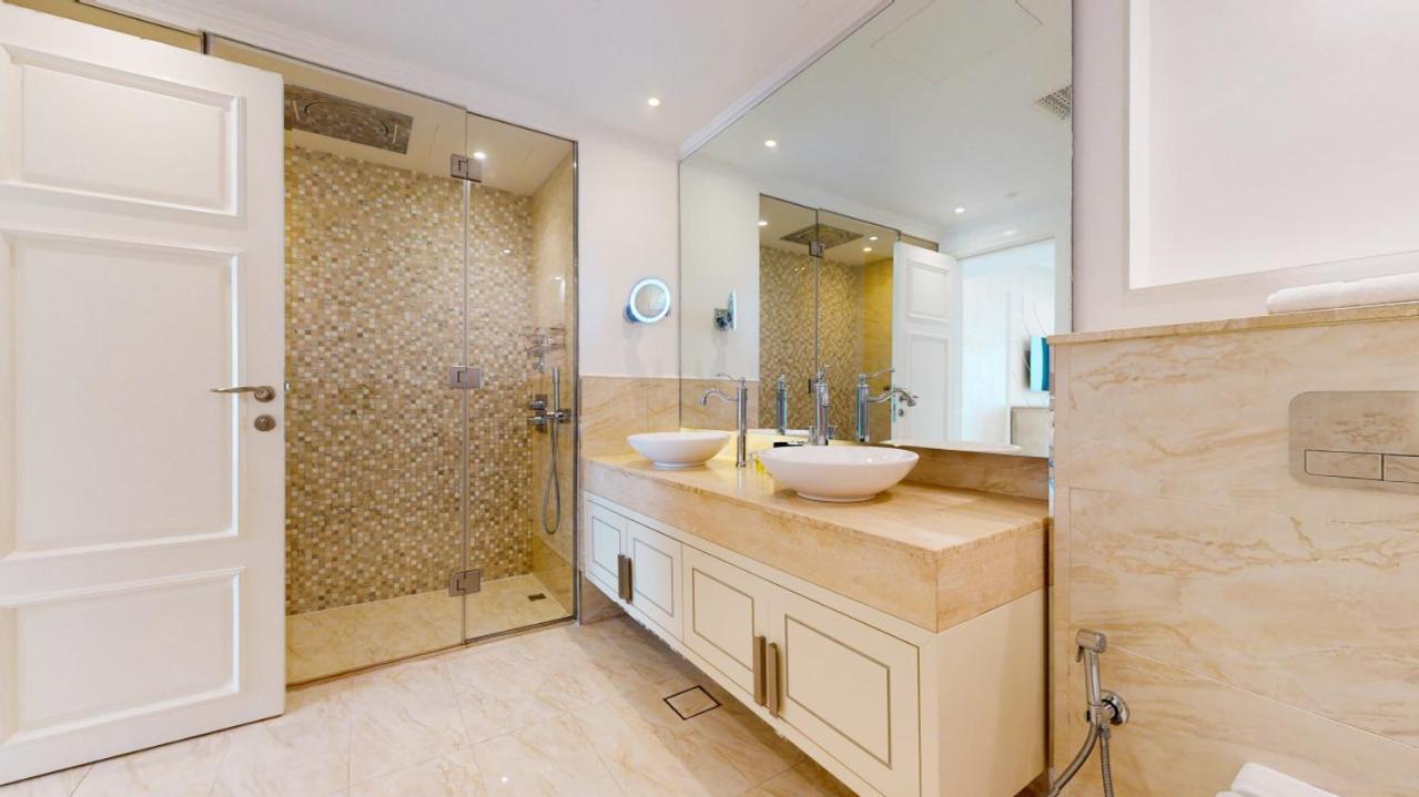 Apartment The Residences 7 - Elegant Two Bed With View *