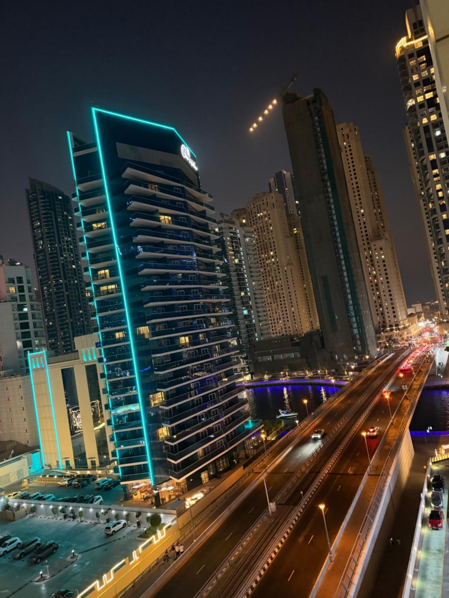 Apartment Golden Hour Marina View Dubai
