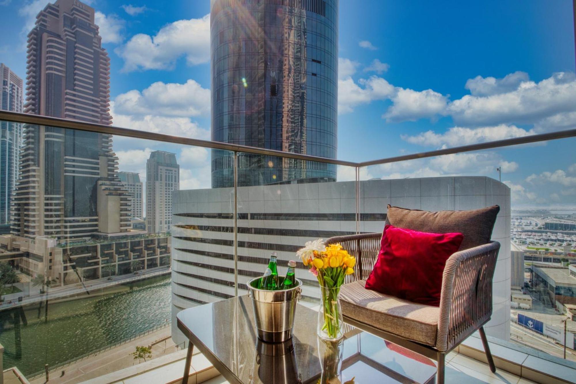 Apartment The Smart Concierge - Damac Heights *