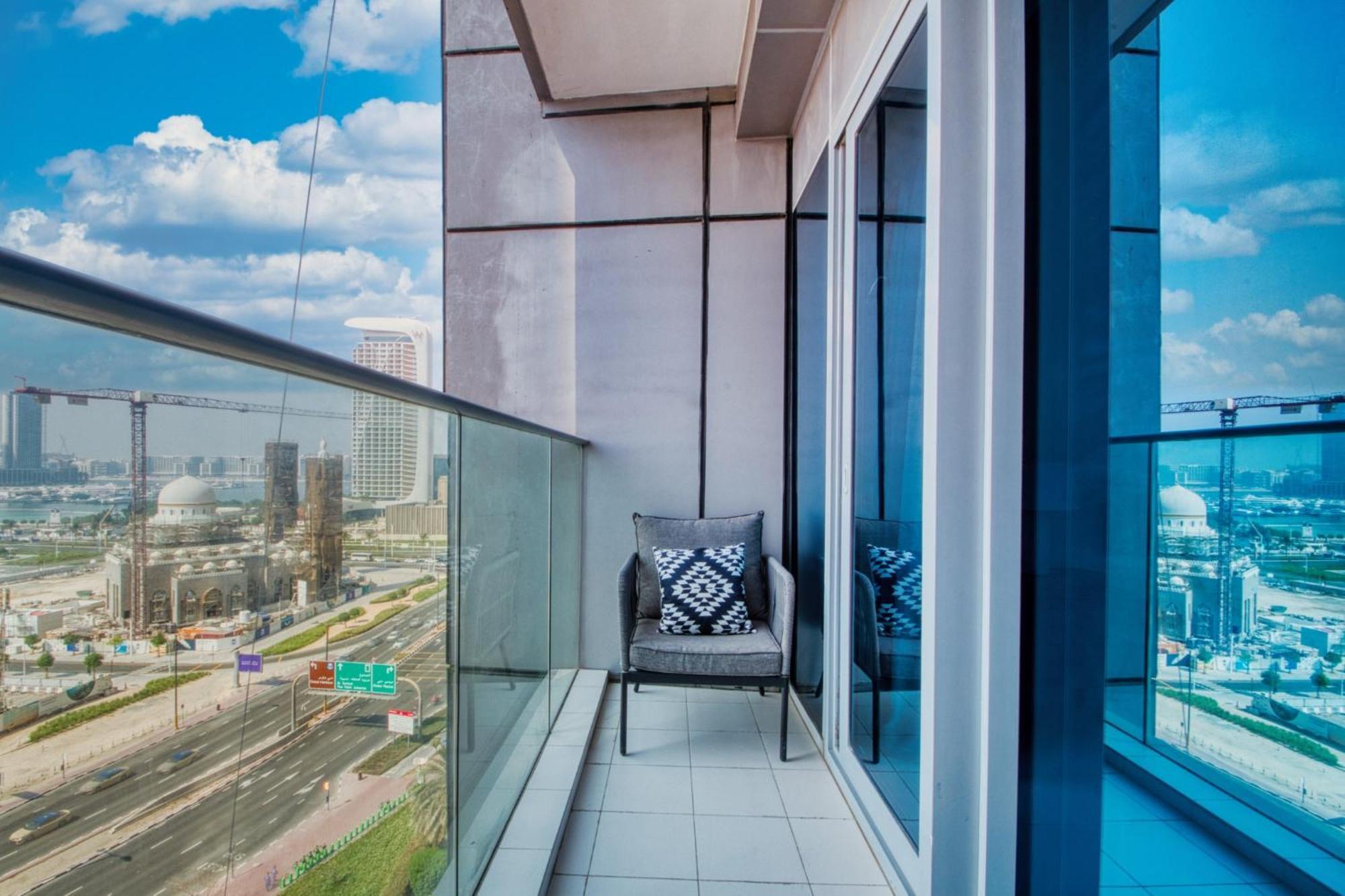 The Smart Concierge - Damac Heights *