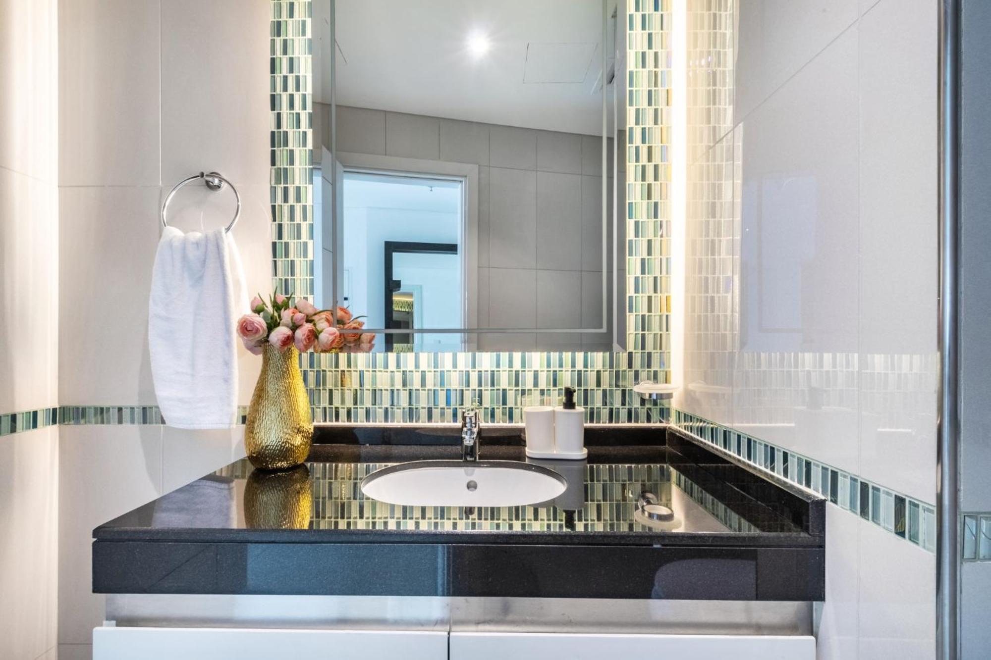 The Smart Concierge - Damac Heights