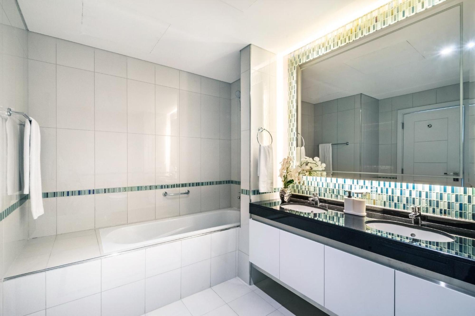 The Smart Concierge - Damac Heights *