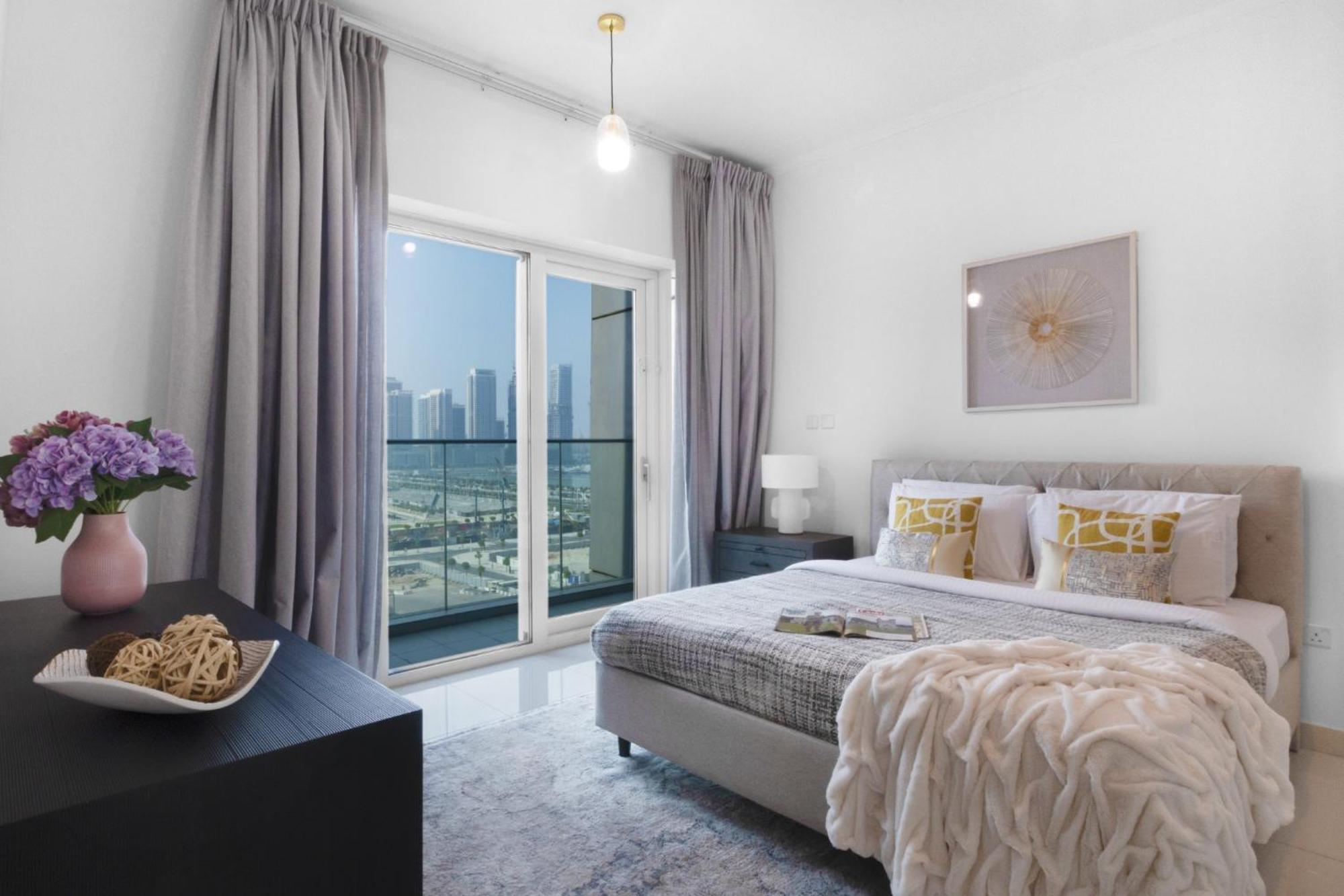 The Smart Concierge - Damac Heights Apartment *