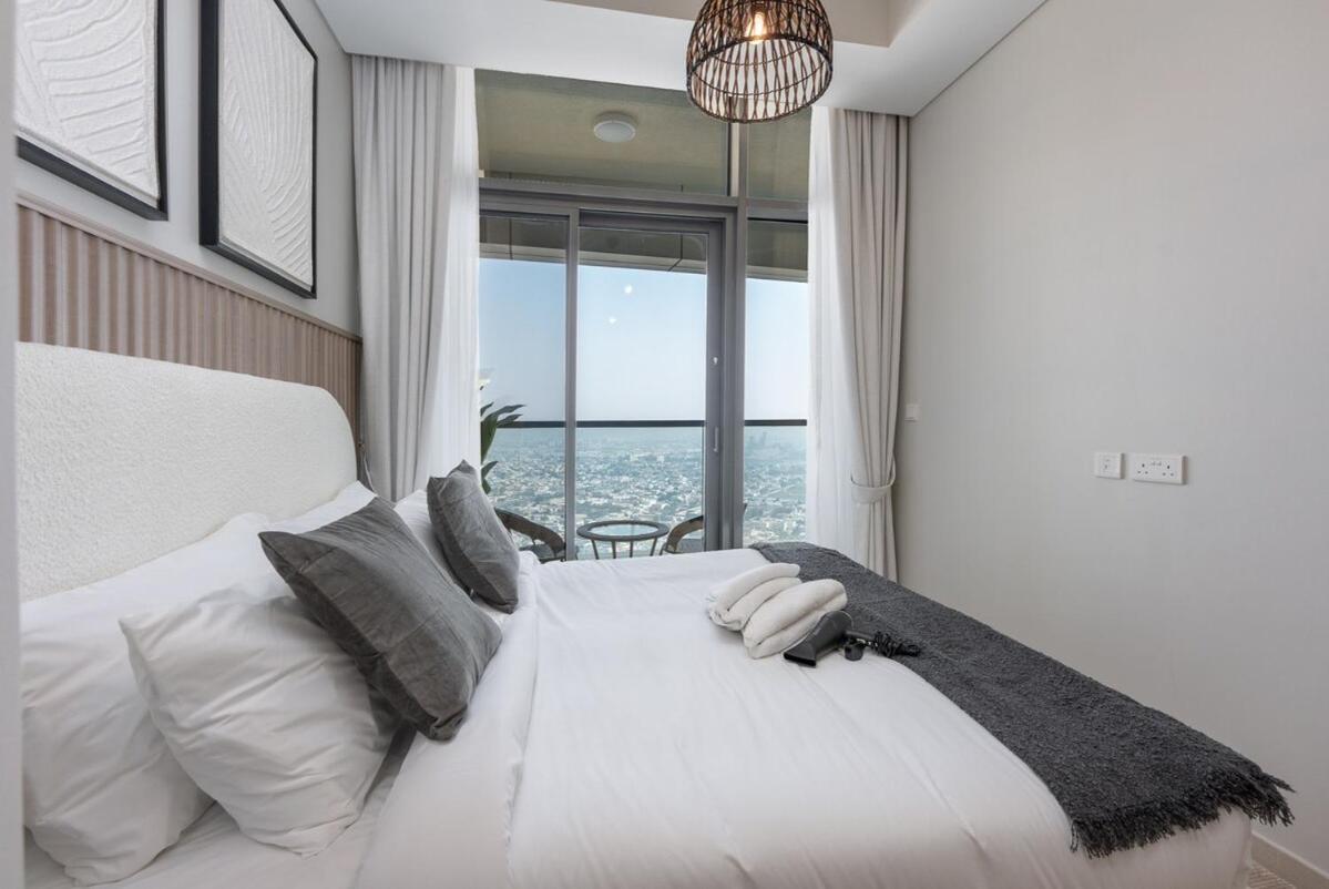 Serene 2-bedroom With Views Of The Cityscape At Aykon City Tower C In Business Bay * Dubai