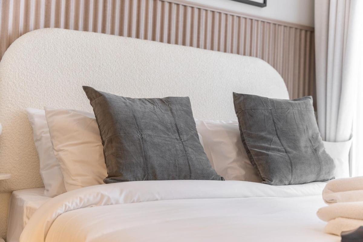 Serene 2-bedroom With Views Of The Cityscape At Aykon City Tower C In Business Bay Apartment