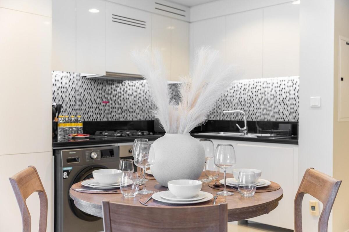 Serene 2-bedroom With Views Of The Cityscape At Aykon City Tower C In Business Bay Apartment