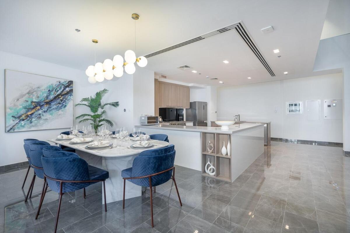 Exceptional 3bedroom With The Incredible View In Marina