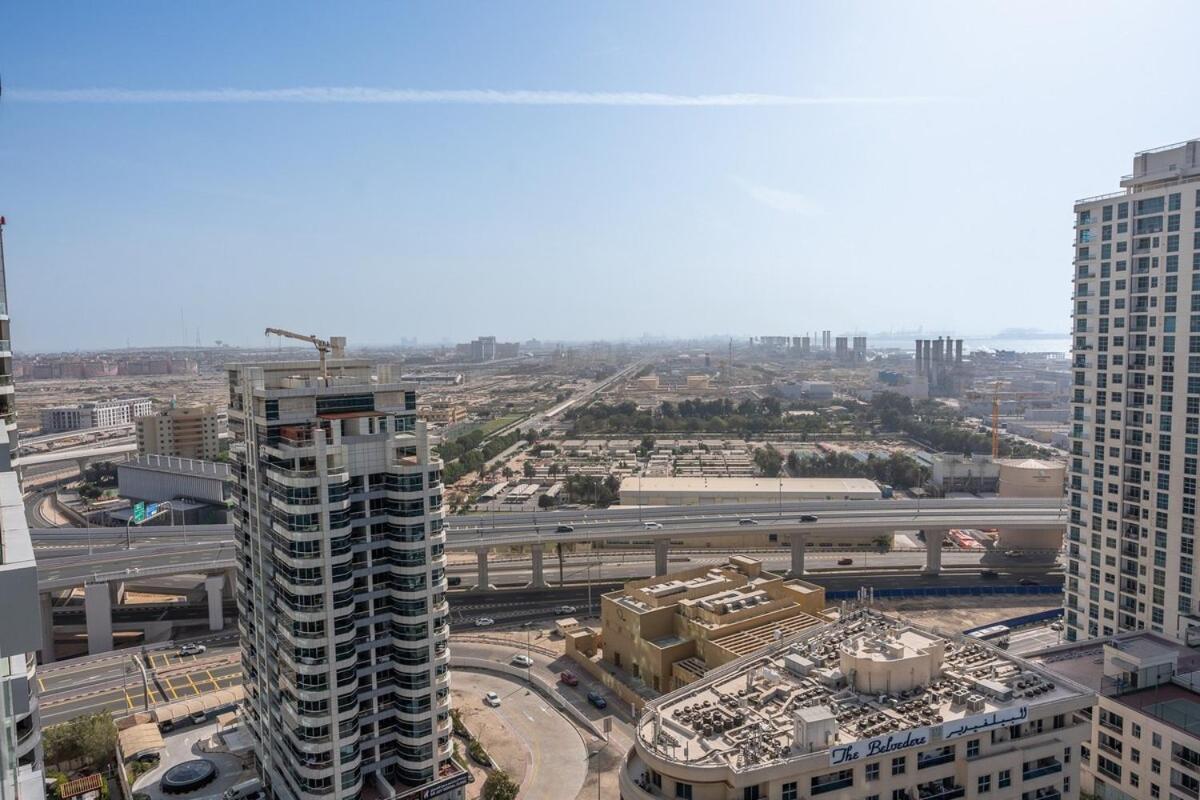 Apartment Pristine With Spectacular View In Marina