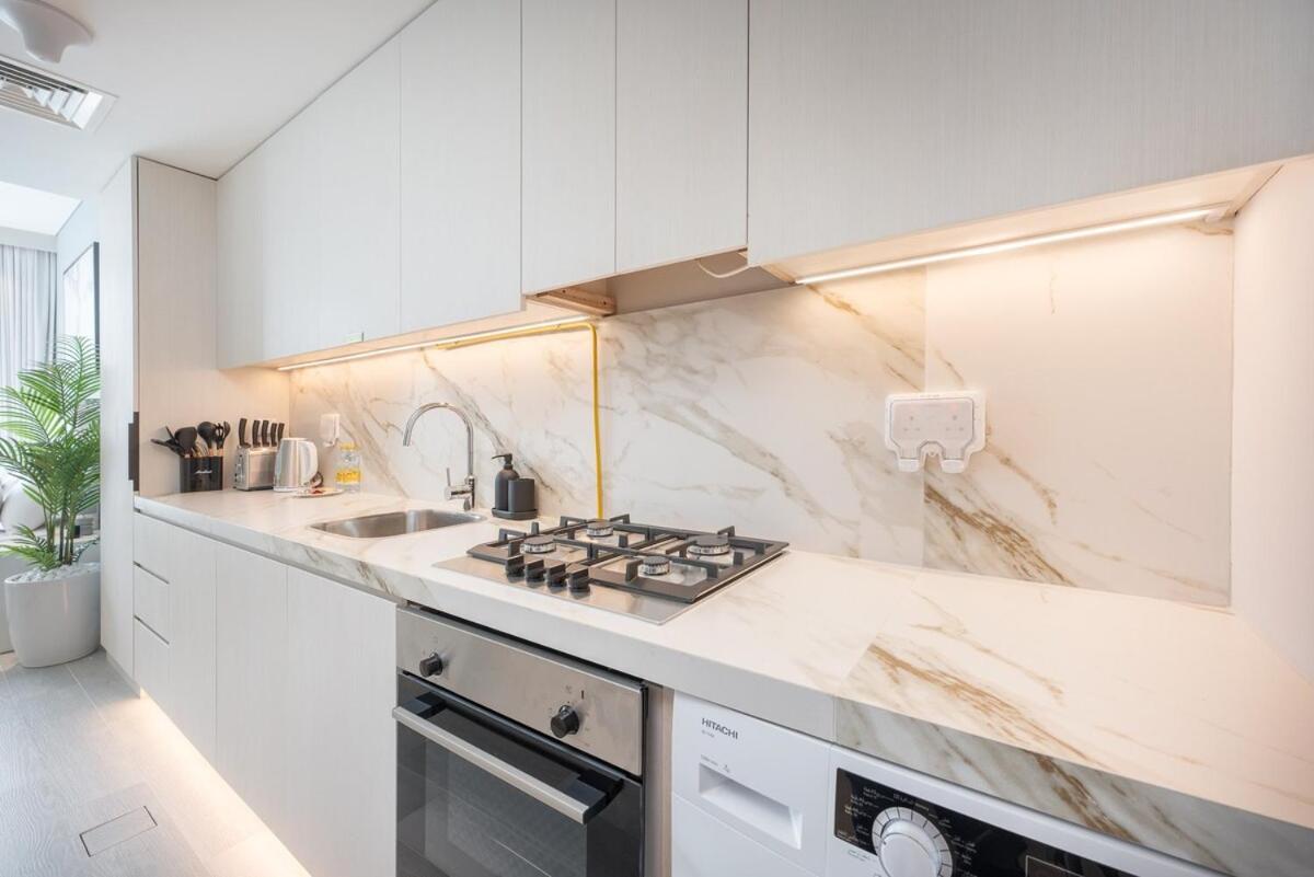 Pristine With Spectacular View In Marina Apartment Dubai