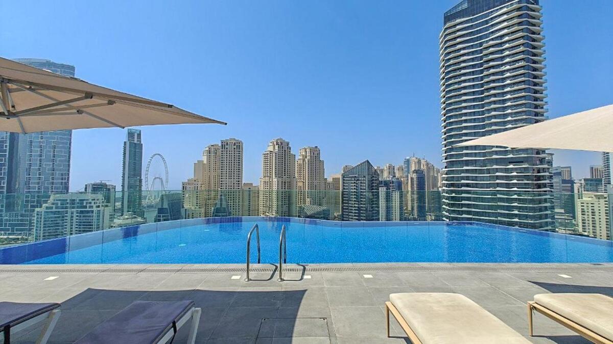 Sensational 1bedroom With Amazing View In Marina