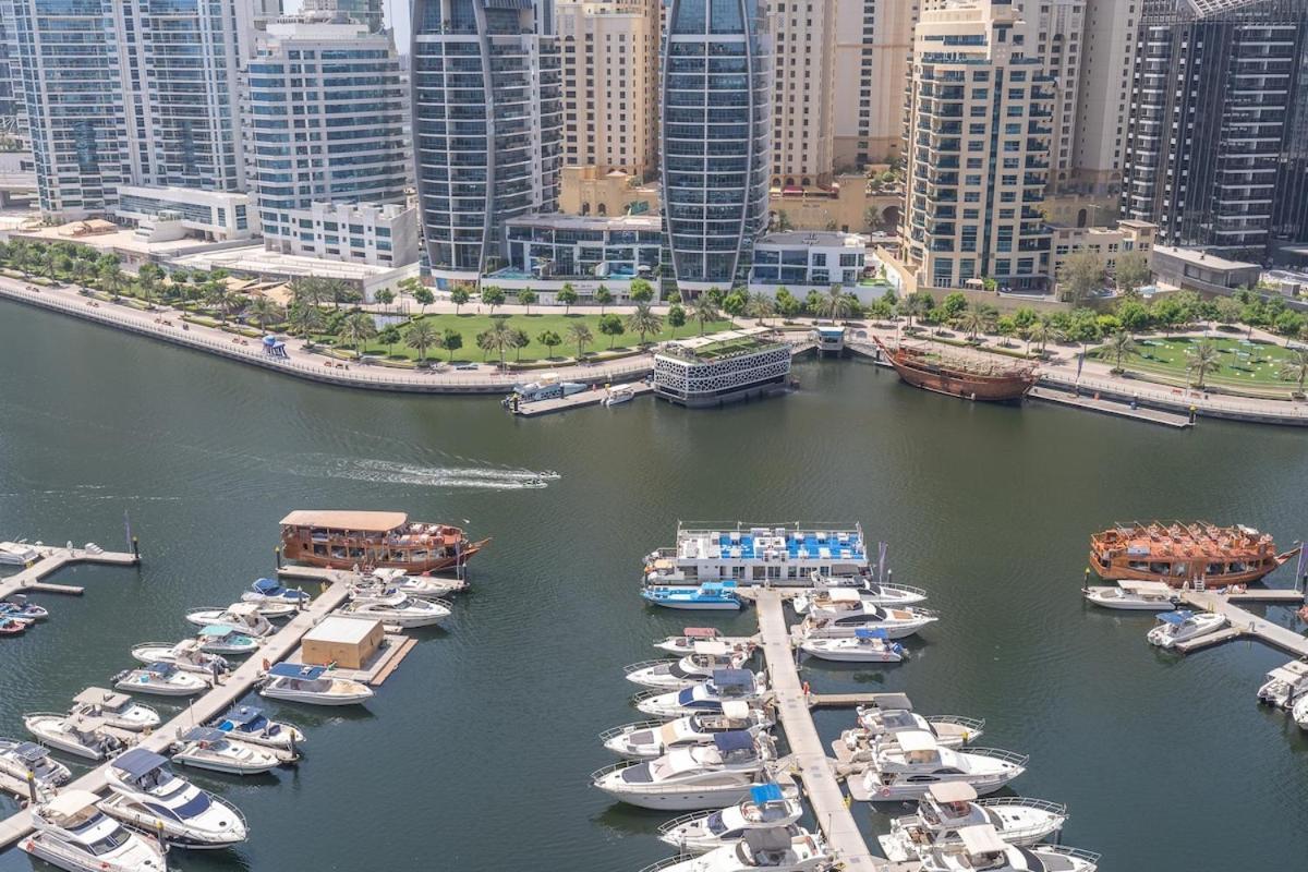 Sensational 1bedroom With Amazing View In Marina Apartment Dubai