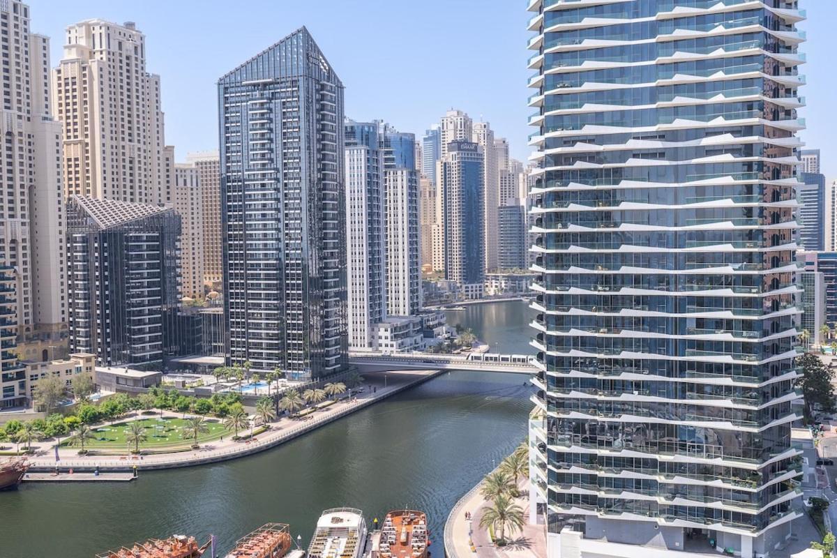 Sensational 1bedroom With Amazing View In Marina *