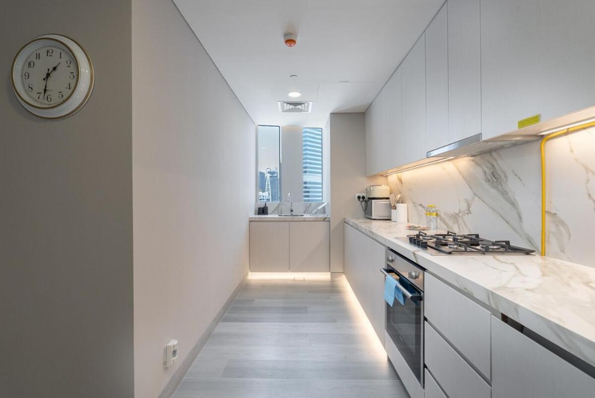 Sensational 1bedroom With Amazing View In Marina Apartment Dubai