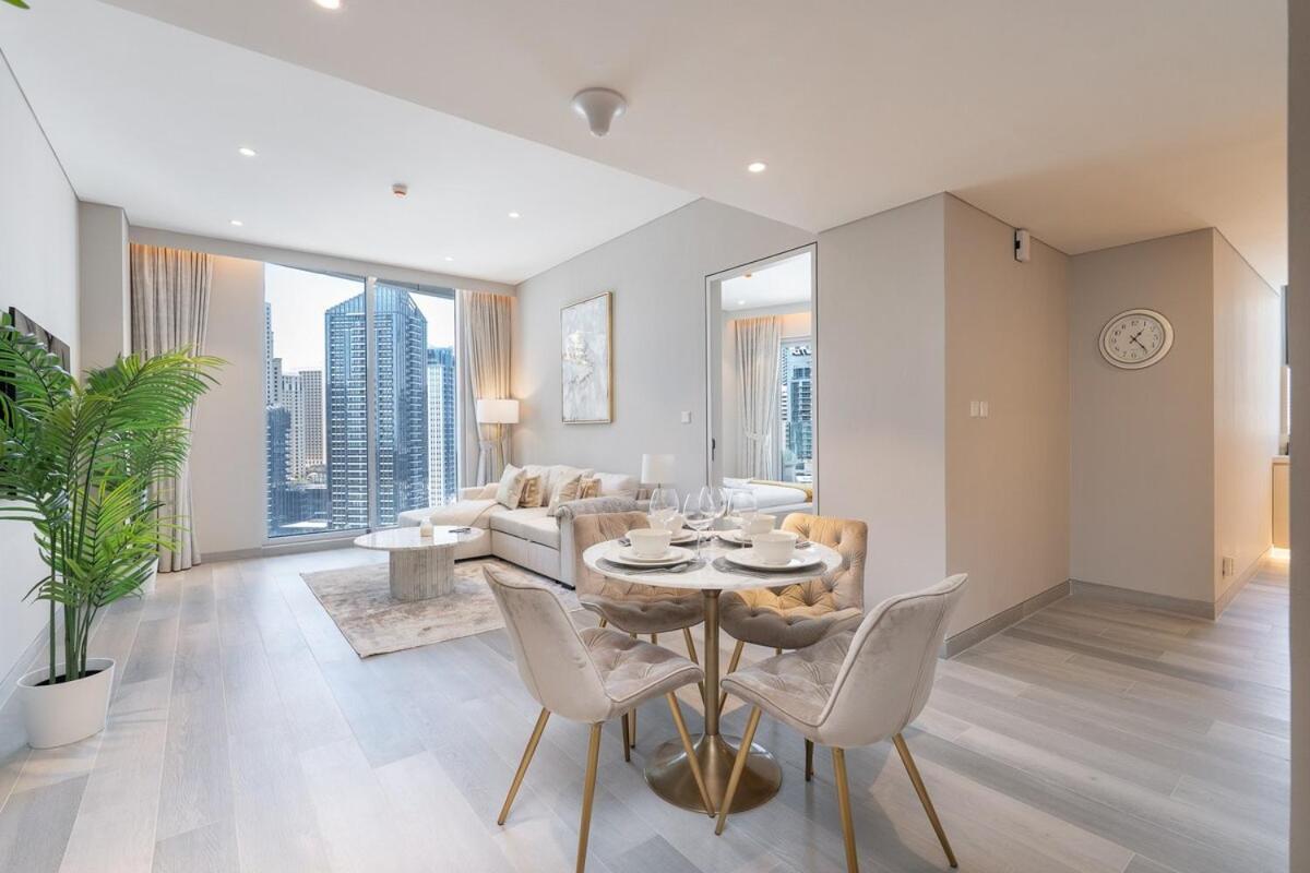 Sensational 1bedroom With Amazing View In Marina *