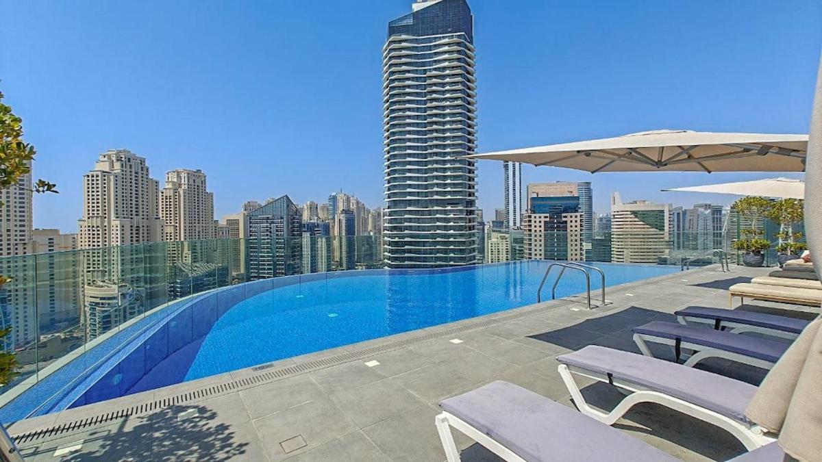 Sensational 1bedroom With Amazing View In Marina Dubai