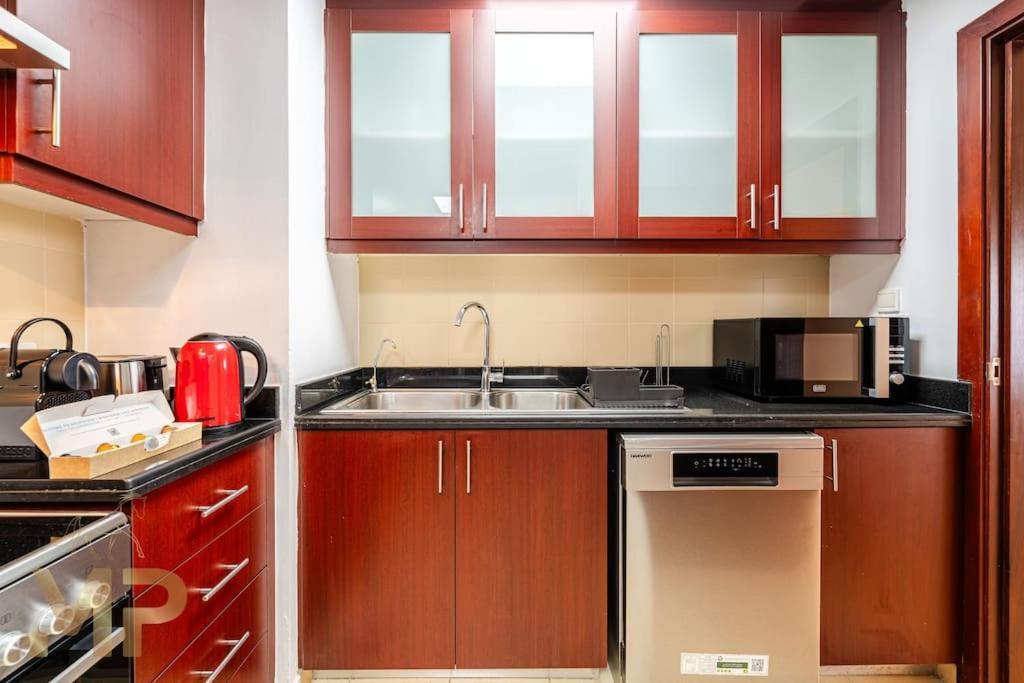 Apartment Marco Polo - Perfect Getaway, Sea & Eye Views Dubai