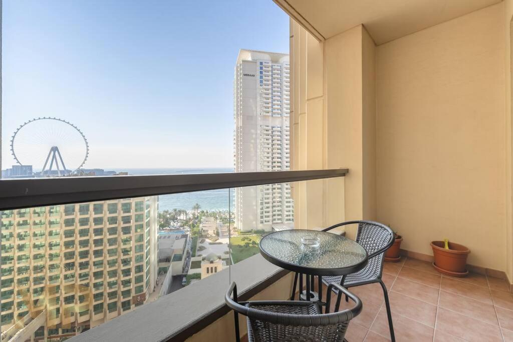 Marco Polo - Perfect Getaway, Sea & Eye Views Apartment